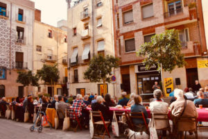 Read more about the article L’Assemblea Valls inaugura el nou local amb un esmorzar popular
